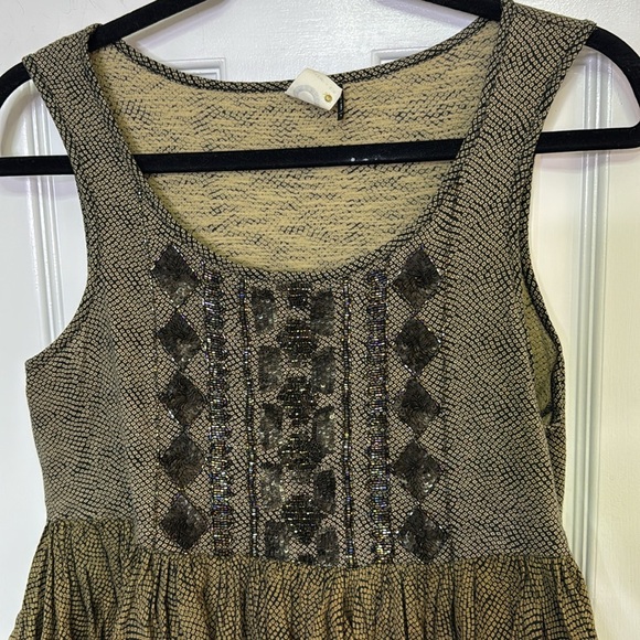 Anthropologie AKEMI + KIM small Sleeveless Patterned Top - Black and Tan - Picture 5 of 9